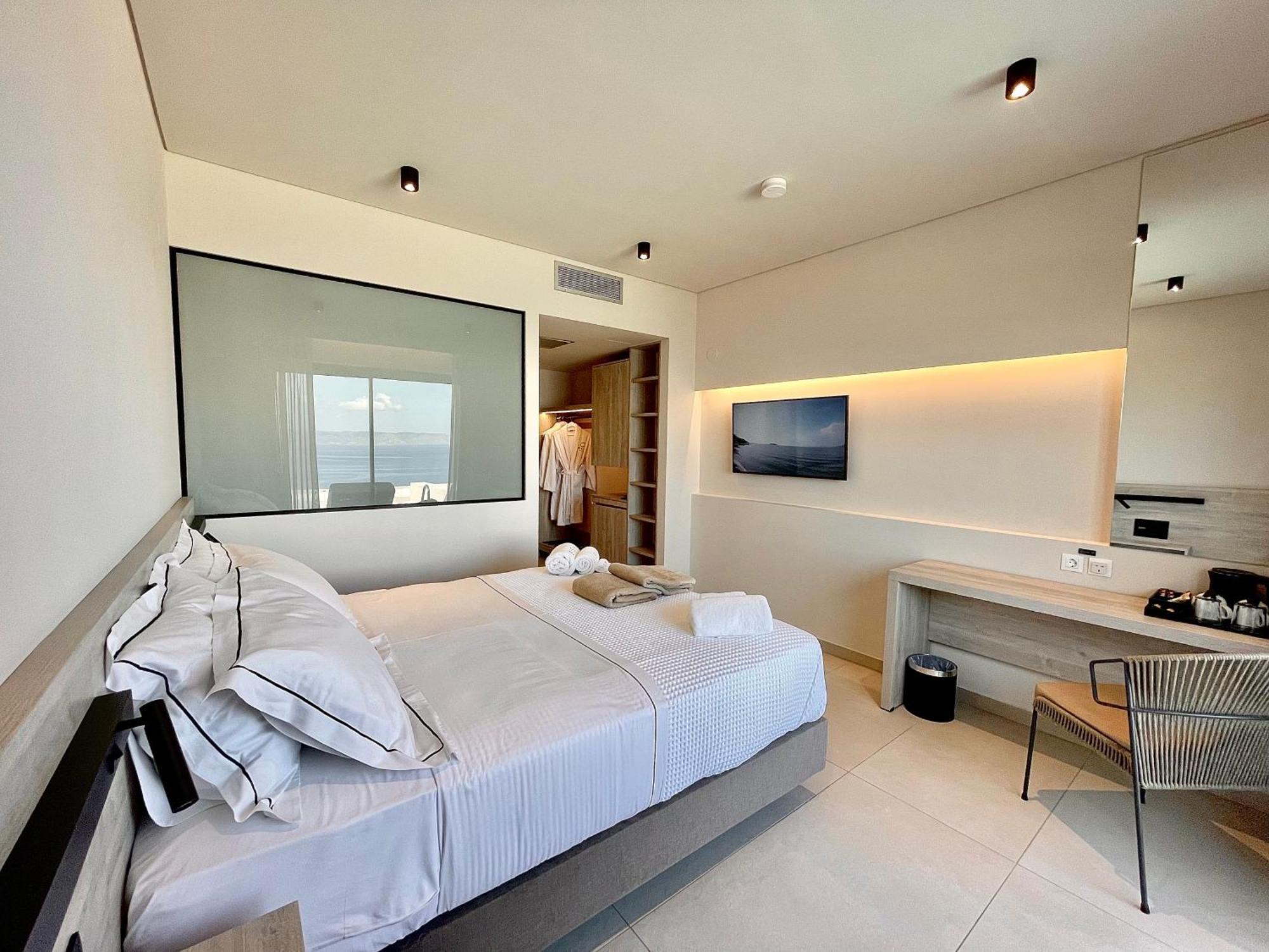 Eleia Seafront Rooms & Villas Petra  Zewnętrze zdjęcie