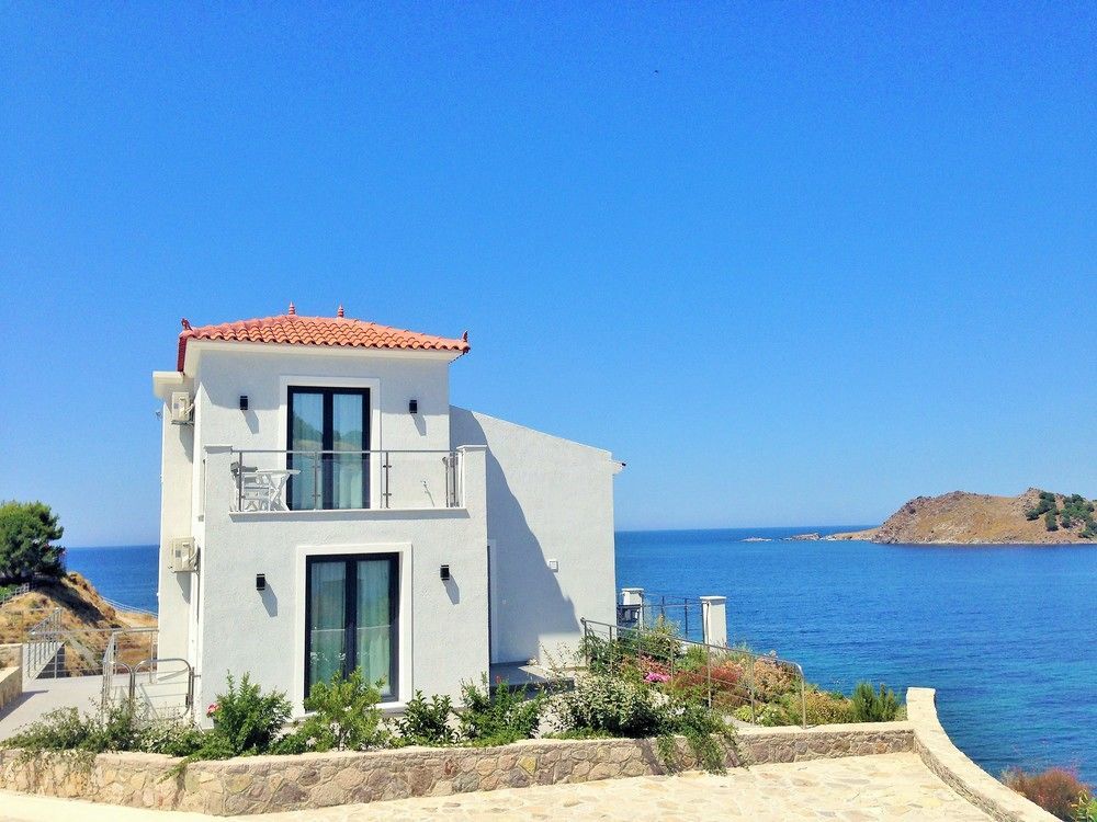 Eleia Seafront Rooms & Villas Petra  Zewnętrze zdjęcie