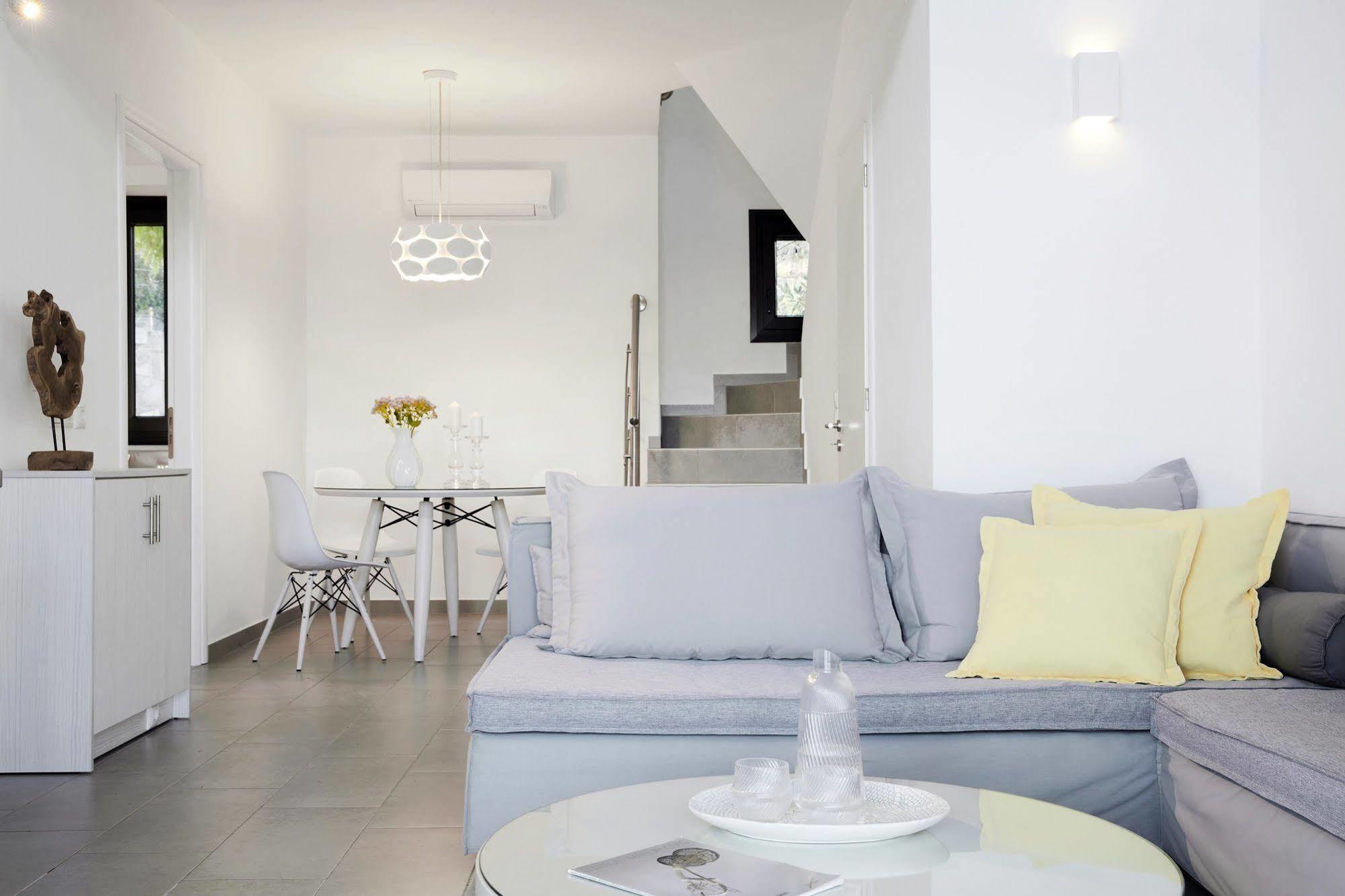 Eleia Seafront Rooms & Villas Petra  Zewnętrze zdjęcie